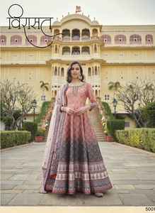 Dernière robe Anarkali fantaisie en soie imprimée patola numérique de créateur par Fab Zone - Product Image 3