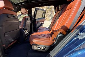 BMW X7 xDrive40i 2019 Usado, 1 Dueño, Motor Turbo de 6 Cilindros, Tracción en las Cuatro Ruedas, Interior Tartufo Altamente Equipado - Product Image 5