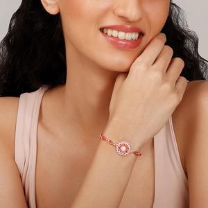 Colección Mehtab, elegante pulsera fina de cuento floral de oro rosa, Diamante certificado GIA para mujer, joyería de moda ajustable - Product Image 5