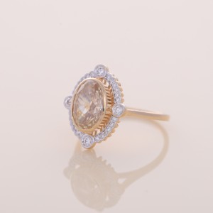 Anillo de Halo con Diamante Amarillo Ovalado de 2.85ct Cultivado en Laboratorio, Oro Amarillo, Blanco y Rosa de 9K, Joyería Fina de Lujo para Mujer, Chapado en Rodio - Product Image 2
