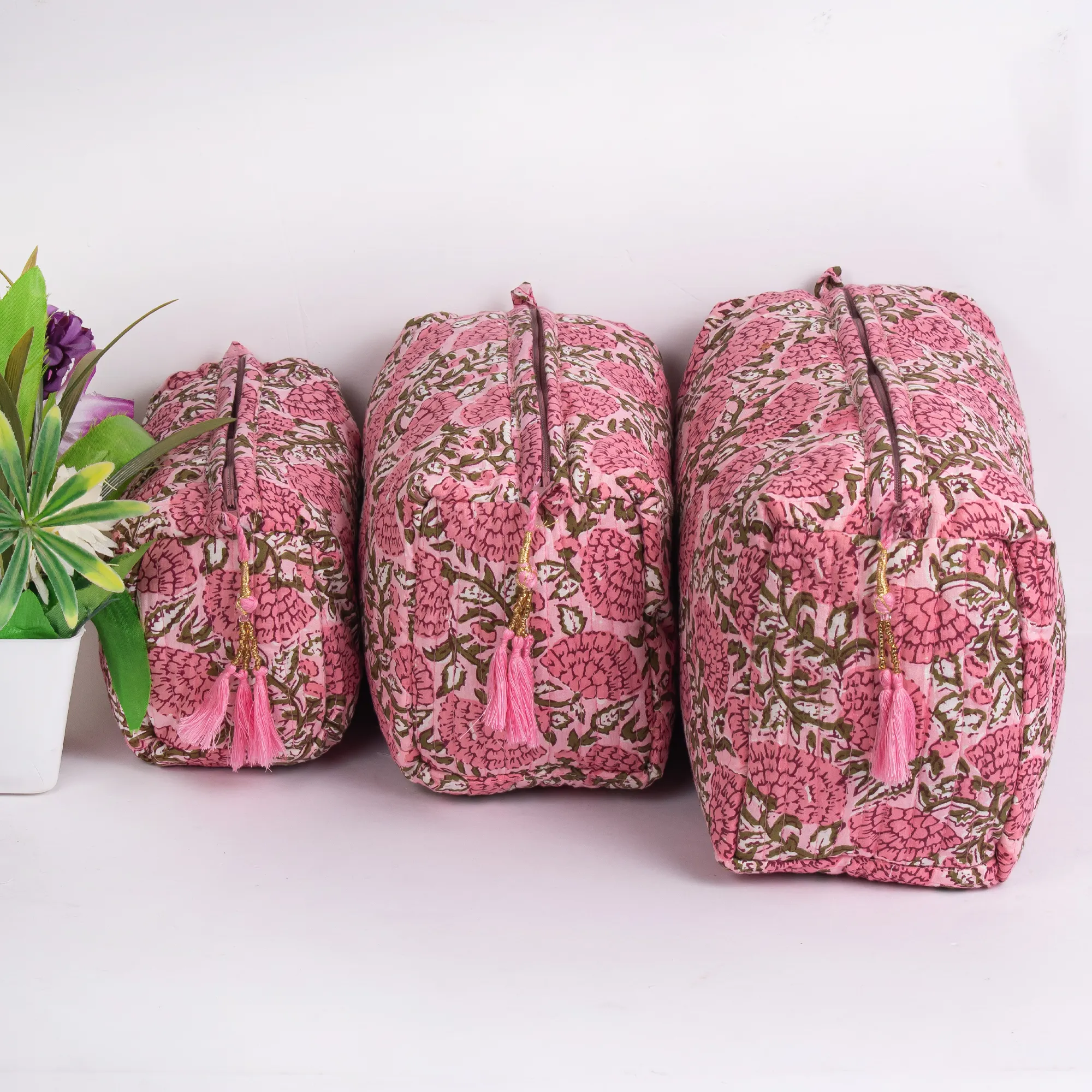 Floral Block Printed Pink Hochwertige Kosmetik etui mit Reiß verschluss und hand gehaltener indischer Schmink tasche für den profession ellen Großhandel