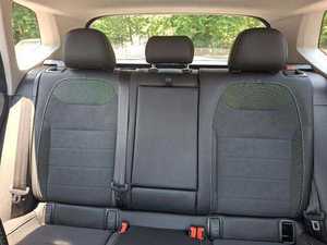 2024FWD Turbo R21 Volante a la Izquierda, Interior Claro, con Bajo Kilometraje, Precio en Stock, Listo para Envío - Product Image 6