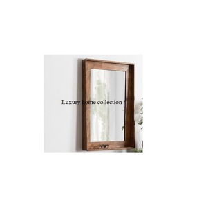 Marco de espejo de madera Premium de diseño adornado con artesanía artística adecuada para la decoración de pared tradicional - Product Image 2