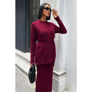 Conjunto de suéter de punto con cinturón y estampado de trenzas para mujer 10218 - Product Image 3