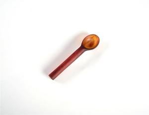 ช้อนตักไอศกรีมด้ามยาว ทำจากเรซิ่นอาหาร 100% รูปทรงต่างๆ  งานหล่อขึ้นรูปด้วยมือ สีชมพู  ชุดเครื่องใช้บนโต๊ะอาหารที่ดีที่สุดในราคาที่เหมาะสม - Product Image 3