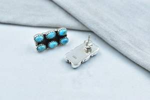 Pendientes hechos a mano de turquesa Mojave, pendientes de poste de plata esterlina para mujer - Product Image 2