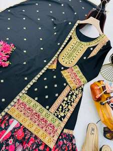 Impresionante traje recto con estampado de Greenbandhej con tops largos Pure Crepe Palazzo Gorgeous Beadwork Dupatta Todos emparejados - Product Image 6