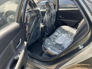 Hyundai Elantra 2024 1.5L Full Equipo CVT Gris Origen EE. UU. Herramienta Manual DIY Garantía de 5 Años - Product Image 3