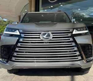 Promoción Relámpago: Lexus LX 600 2024, Auto Deportivo de Lujo 4x4 / Volante a la Derecha - Product Image 1