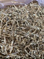 100% petits anchois séchés naturels poisson fruits de mer célèbres du Vietnam forme de pièce conservée au sel/Mme Lima