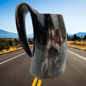 Taza de Cuerno de Búfalo de Estilo Animal, Pulida, Pequeña, Moderna, Artesanal, Natural, de Primera Calidad, Ecológica, Vikinga - Product Image 1