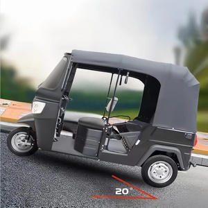 Tricycle Électrique pour Passagers 48V 801-1000W, Carrosserie Fermée, 4 Places, Capacité de Charge 300-400kg pour le Transport Urbain - Product Image 5
