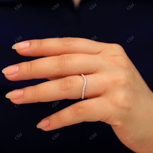 Anillo de Bodas de Moissanita Creada en Laboratorio Ligeramente Curvado, Certificado por GRA, Anillo de Mujer, Oro Rosa Sólido de 14K, Joyería Personalizada - Product Image 1