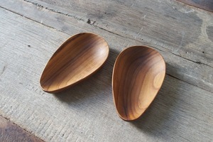 Assiette rectangulaire en bois massif pour desserts, vaisselle, plat de service - Product Image 4