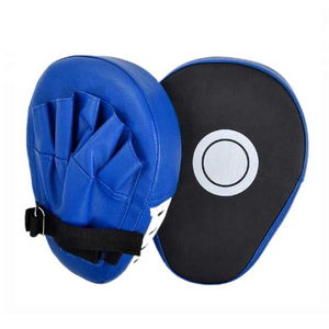 Guantes de Boxeo de Piel Sintética con Cordones, Transpirables, para Entrenamiento, Color Rojo y Negro, para Adultos, Artes Marciales - Product Image 4