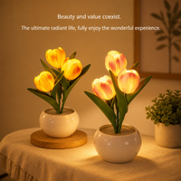 Lámpara de Noche Creativa con Base de Cerámica, Luz Cálida Rosa y Amarilla, Estilo Nórdico, Alimentación USB, Iluminación Suave, Diseño de Tulipán, para Dormitorio y Estudio