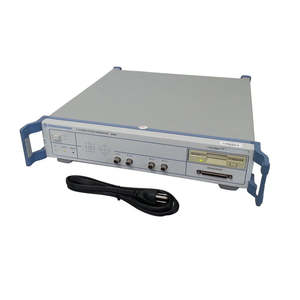 Generador de Señales de Alto Rendimiento Rohde & Schwarz AMIQ04 de 100 MHz con Forma de Onda Sinusoidal - Product Image 2