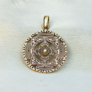 Venta caliente 14K chapado en oro al por mayor Yantra colgante joyería regalo lindo fiesta boda occidental joyería de latón - Product Image 1