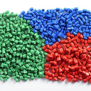 Masterbatch de couleur haute brillance et lisse pour l'extrusion, pour la finition de surface des composants en plastique - Product Image 6