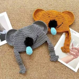 Bonnet tricoté jacquard 100 % coton pour femme, style parent-enfant, motif koala mignon endormi, chaud et protecteur pour les oreilles, automne-hiver - Product Image 2