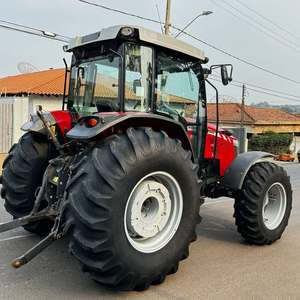 Tractor Agrícola de Alto Rendimiento 4WD 2023, 112HP, 4X4, Massey Ferguson 6711 con Neumáticos Sólidos para Grandes Terrenos Agrícolas - Product Image 3