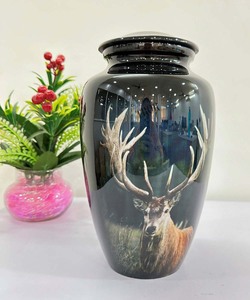 Urne de crémation pour adultes American Deer Urne de crémation pour cendres humaines Urne de cerf commémorative noire avec caractéristiques d'accompagnement pour les funérailles - Product Image 6