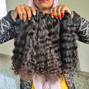 Extensions de cheveux humains indiens non traités de qualité supérieure, alignées sur les cuticules, vierges, naturelles, bouclées, en vrac, ondulées, bon marché - Product Image 2