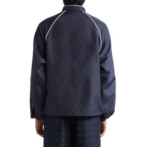 แจ็กเก็ตกันน้ำของผู้ชายเสื้อกันลมโพลีเอสเตอร์เสื้อกันฝนกันน้ำสำหรับผู้ชายมีโลโก้ออกแบบได้ตามต้องการ - Product Image 4