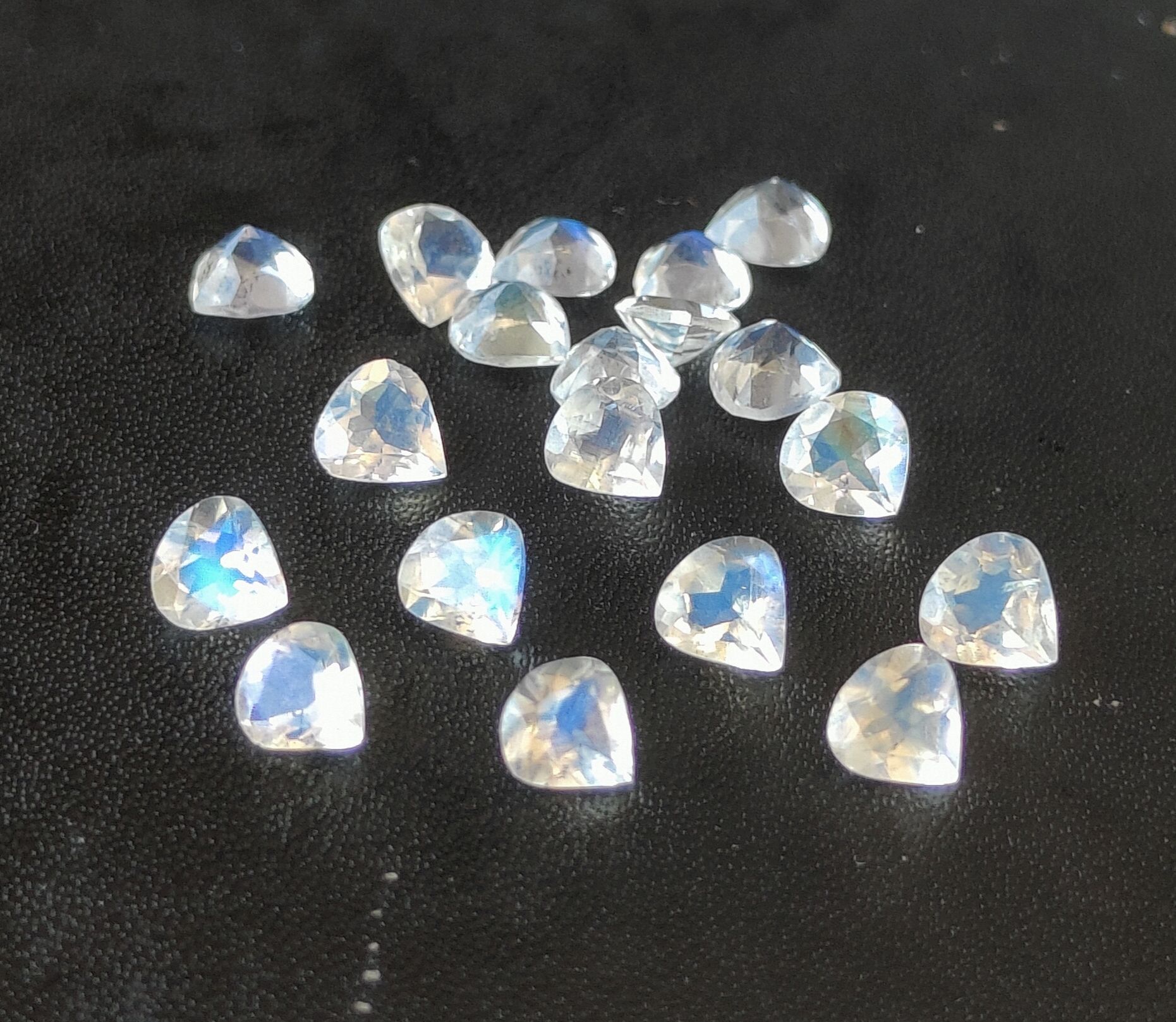 เหมือนกับภาพ