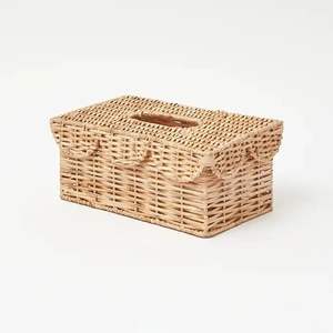 Caja de pañuelos de ratán Eco Chic diseñada para una vida sostenible que ofrece belleza natural junto con practicidad funcional - Product Image 4
