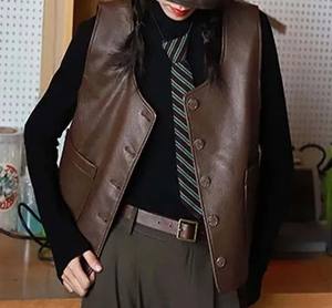 Chaleco de Piel de Oveja de Moda al por Mayor para Mujer, Fabricante de Chalecos de Cuero Auténtico de Primera Calidad, Chalecos de Cuero Real para Mujer en Oferta - Product Image 4