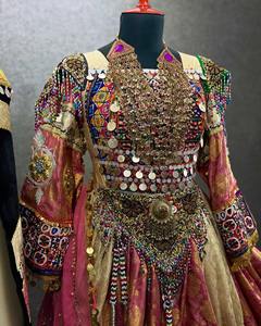 Robe de couple pakistanaise vintage bohème pashtun, vêtements de mariage ethniques traditionnels faits à la main, longue manche, longueur au sol - Product Image 2