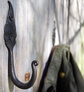 Reliable Manufacturer Vintage Decorative Cast Iron Wall Hook For Hanging <b>Towels</b> Coats Hats Scarves And More In Rustic Interiors - Product Image 3