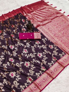 Saree Banarasi en soie douce Banarsi de créateur traditionnel pur tissé à la main pour des occasions spéciales - Product Image 3