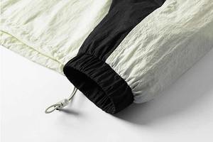 Veste coupe-vent en nylon avec logo personnalisé Veste courte à fermeture éclair personnalisée décontractée légère imperméable vierge pour hommes et femmes - Product Image 5