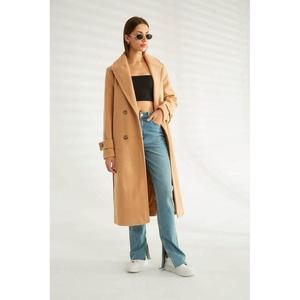 Cintura dettagliata Cashmere cappotto in Cashmere cammello