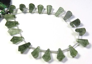 ลูกปัดควอตซ์รูไทล์สีเขียวทรงเหลี่ยมเจียระไน ขนาด 12-14 มม. 20 เม็ด ความยาว 8 นิ้ว คุณภาพสูง ลูกปัดรูไทล์ควอตซ์ธรรมชาติทรงหยดน้ำ - Product Image 2