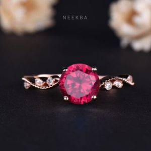 แหวนเพชรเม็ดเดี่ยวแนวอาร์ตเดคโคสไตล์วินเทจพร้อมแหวนเพชรโมอิส925ทับทิมทรงกลมตัดในห้องปฏิบัติการ - Product Image 1