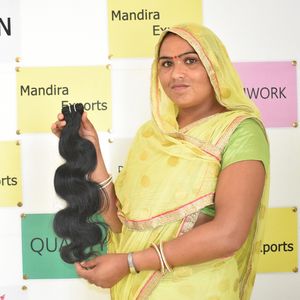 100% extensiones de cabello humano de paquetes Bodywave vietnamitas negras sin procesar de proveedor virgen joven tipo de cabello indio - Product Image 3