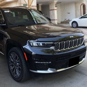 2021 Used Jeep Grand Cherokee EP V6 Turbo with AWD R20 Tire Size Leather Seats ACC Cruise <b>Control</b> - Product Image 1
