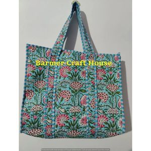 Bolso Tote Acolchado Multicolor, Resistente al Agua, con Forro de Algodón, Cierre de Cremallera Hecho a Mano, para Todas las Temporadas - Product Image 1