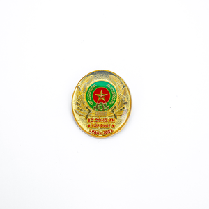 Fournitures d'étiquettes en métal 3A-Logo en métal personnalisé de haute qualité, insigne d'épingle en émail dur et doux à bas prix - Product Image 1