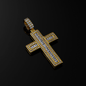 Pendentif personnalisé en alliage plaqué or avec diamants glacés, style hip-hop - Product Image 1