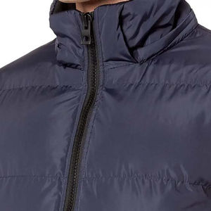 Chaqueta acolchada personalizada de invierno de alta calidad, ropa gruesa de algodón, abrigo cálido para hombres, chaqueta acolchada OEM para hombres, ropa de calle de moda - Product Image 3