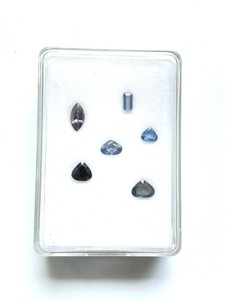Spinelle gris et bleu de 10,47 carats en provenance de Tanzanie, taille fantaisie facettée, pierre précieuse naturelle pour la fabrication de bijoux et la collection en provenance d'Inde - Product Image 3