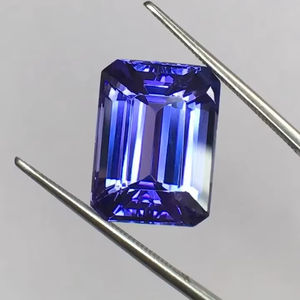 Tanzanite naturelle de qualité AAA couleur bleu émeraude coupe AAA lustre et belle couleur coupe et polissage parfaits utilisés pour la fabrication de bijoux - Product Image 1