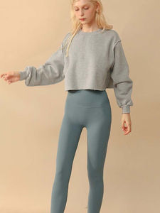 เสื้อครอปเอวลอยสำหรับผู้หญิงเสื้อมีฮู้ดคอตั้งและเสื้อครอปสำหรับฤดูหนาวกราฟิกแบบกำหนดเอง - Product Image 2