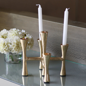 Bougeoir et support en laiton au design moderne de luxe pour la décoration intérieure/extérieure de Noël Prix de gros durables faits à la main Inde - Product Image 2