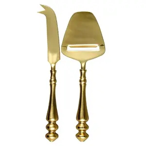 Ensemble de fromage Royal Design en acier inoxydable durable avec poignée en laiton doré, parfait pour les occasions spéciales et les repas élégants - Product Image 4