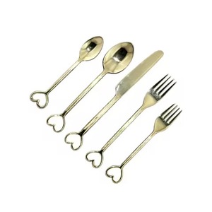 Ensemble de couverts en métal fabriqués à la main couverts en acier inoxydable poli pour table à manger et présentation de cadeaux - Product Image 1